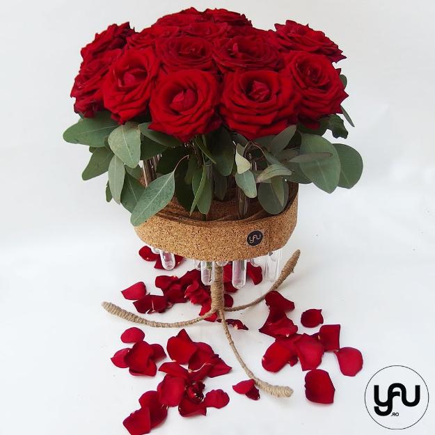 Aranjament floral trandafiri yau.ro yau concept elena toader